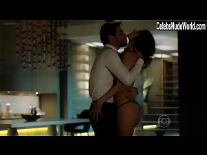 Alessandra Ambrosio in Verdades Secretas (series) (2015) 5
