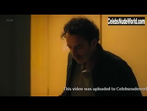 Alessia Barela in Sette giorni (2016) 7