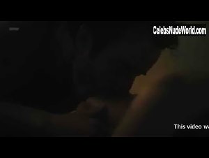 Alessia Barela in Sette giorni (2016) 9