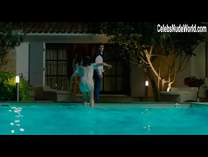 Alicia Endemann in Ma famille t'adore deja (2016) 19