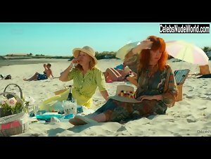 Alicia Endemann in Ma famille t'adore deja (2016) 7