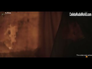 Aroa Rodriguez in La peste (series) (2018) 6