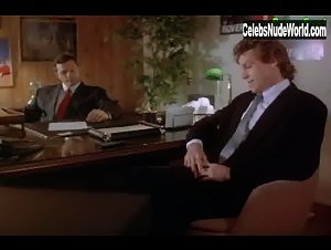 Allison Dickson in Mirror Images (1992) 18