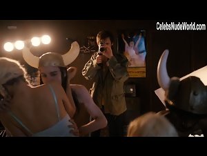 Alyssa Kempinski in Deuce (series) (2017) 5