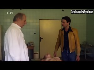 Alzbeta Stankova in Svet pod Hlavou (series) (2017) 19