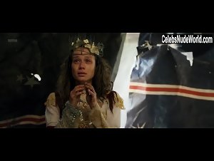 Amanda Britto in O Grande Circo Mistico (2018) 7