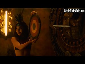 Amanda Moreno in From Dusk Till Dawn (series) (2014) 9
