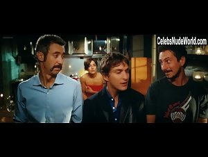 Ambra Angiolini in Immaturi - Il viaggio (2012) 18