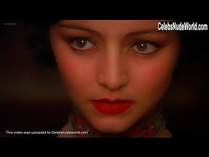 Annie Vincent in Henry and June (1990) 20
