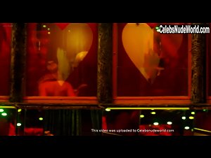 Anna-Maria Hirsch in Tod den Hippies!! Es lebe der Punk! (2015) 14