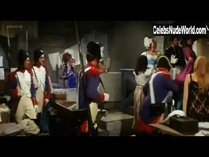 Annamaria Szilvassy in Frau Wirtin hat auch eine Nichte (1969) 18