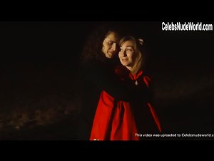 Anne-Laure Gruet in Lea (short) (2018) 18