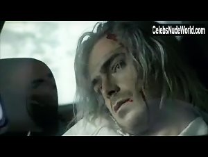 Anna Mascha in Olo to varos tou kosmou (2003) 14