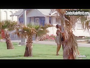 Angela Elayne Gibbs in Young Nurses (1973) 5
