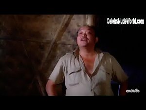 Anitra Ford in Big Bird Cage (1972) 6