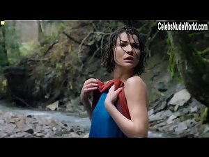 Anna Donchenko in Wataha (series) (2014) 3