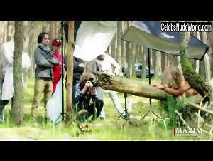 Anna Khilkevich in Photo shooting (2015) 15