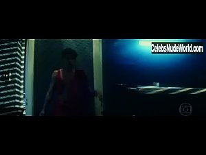 Giovana Cordeiro in Dois Irmaos (series) (2017) 14