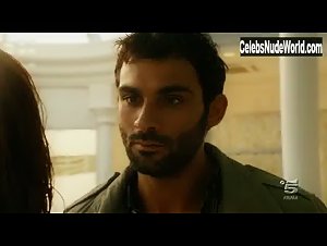 Giorgia Wurth in Le tre rose di Eva (series) (2012) 6