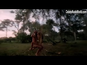 Gini Eastwood in Pick-up (1975) 15