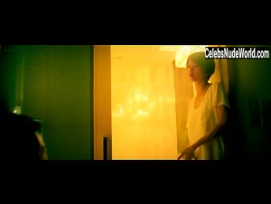 Gigi Leung in Heung Gong zai (2014) 17
