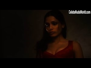 Freida Pinto in Immortals (2011) 14