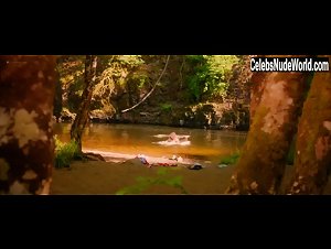 Gemma-Leah Devereux in Dartmoor Killing (2015) 9