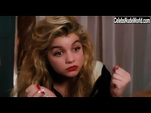 Galatea Bellugi in Une jeunesse doree (2019) 16