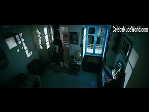 Francesca Valtorta in Immaturi - Il viaggio (2012) 3