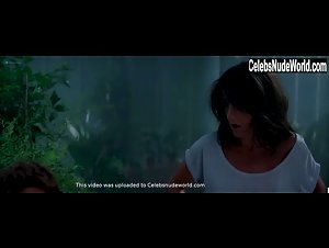 Florence Foresti in De plus belle (2017) 14