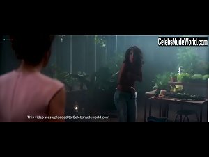 Florence Foresti in De plus belle (2017)