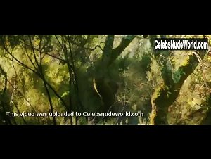 Flora Bulcao in O Ornitologo (2016) 5
