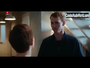 Fanny Louise Bernth in Herrens veje (series) (2017) 11