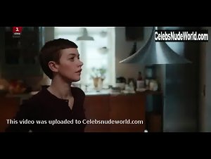 Fanny Louise Bernth in Herrens veje (series) (2017) 12
