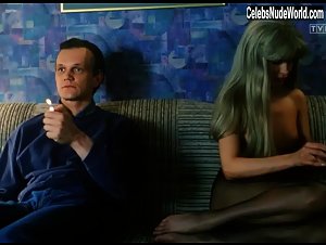 Ewa Grabarczyk in Nic smiesznego (1995) 18