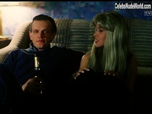 Ewa Grabarczyk in Nic smiesznego (1995) 2