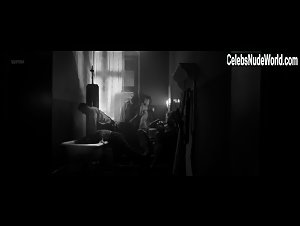 Eugenie Anselin in Der Hauptmann (2017) 9
