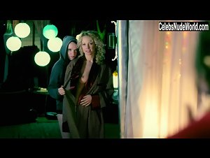 Erika Lynn in Apocalypse Kiss (2014) 9