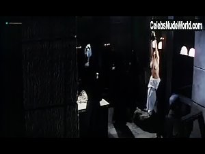 Eri Kanuma in Shudojo: Kokui no naka no uzuki (1980) 2