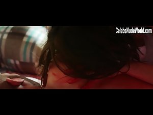 Ella Rumpf nude, shower scene in Grave (2016) 15