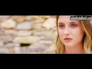 Ella Kweku in With a Kiss I Die (2018) 16