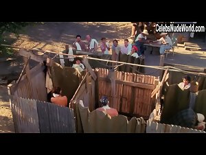 Elizabeth Pena in La Bamba (1987) 3