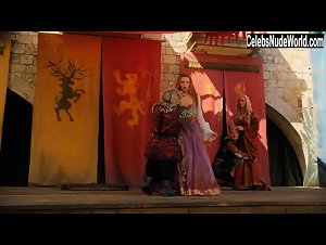 Eline Powell in Game of Thrones (series) (2011) 3
