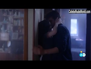 Elena Rivera in La verdad (series) (2018) 11