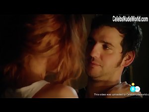 Elena Ballesteros in ByB, de boca en boca (series) (2014) 11