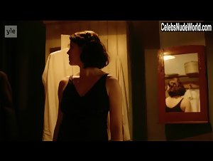 Eeva Soivio in Punainen kolmio (series) (2015) 2