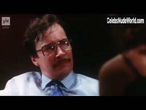 Eeva Eloranta in Riisuminen (1986) 4
