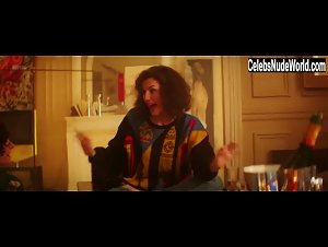 Doria Tillier in Monsieur et Madame Adelman (2017)