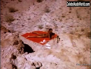 Deborah McGuire in Supervixens (1975) 9