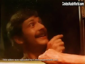 Di Smith nude, shower scene in Emoh Ruo (1985) 20